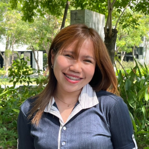 อัญมณี ตลึงจิตร (หยก)